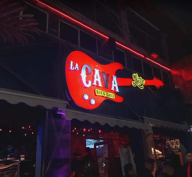 La Cava Bar & Grill